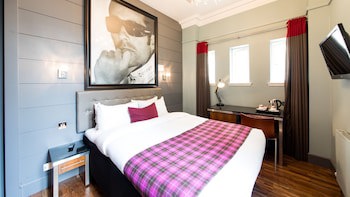 Angel's Share Hotel