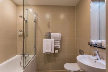 Angel's Share Hotel