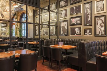 Angel's Share Hotel