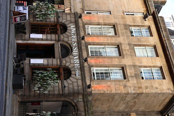 Angel's Share Hotel
