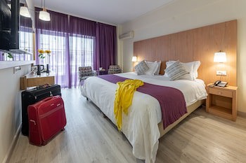 Polis Grand Hotel fotoğrafı