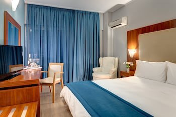 Polis Grand Hotel galeri fotoğrafı
