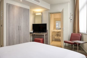 Alma Grand Place Hotel