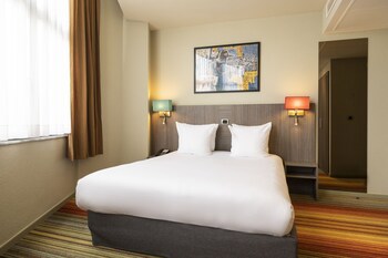 Alma Grand Place Hotel