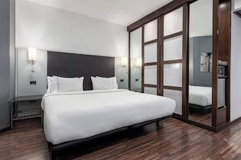 Ac Hotel La Finca By Marriott