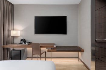 Ac Hotel La Finca By Marriott