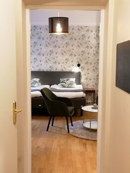 Hotel Sirius