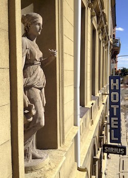 Hotel Sirius