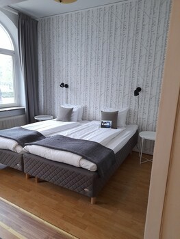 Hotel Sirius
