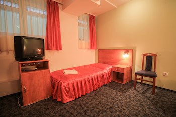 Easy Star Hotel