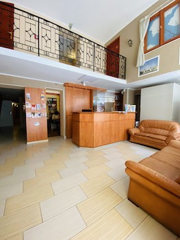 Easy Star Hotel