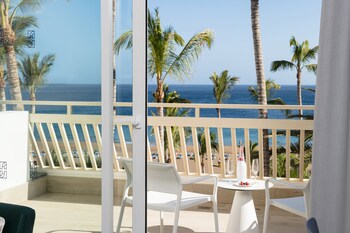 Plus Fariones Suite Hotel