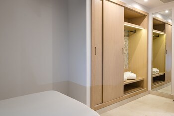 Plus Fariones Suite Hotel