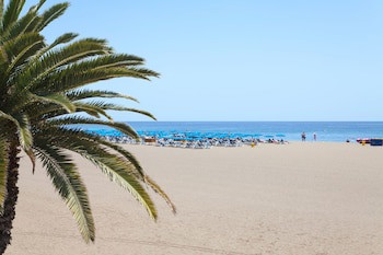 Plus Fariones Suite Hotel