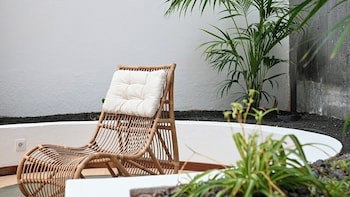 Plus Fariones Suite Hotel