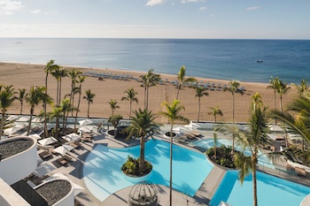 Plus Fariones Suite Hotel