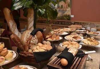 Alejandro I Hotel
