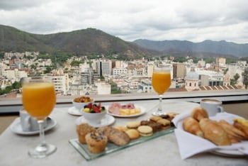 Alejandro I Hotel