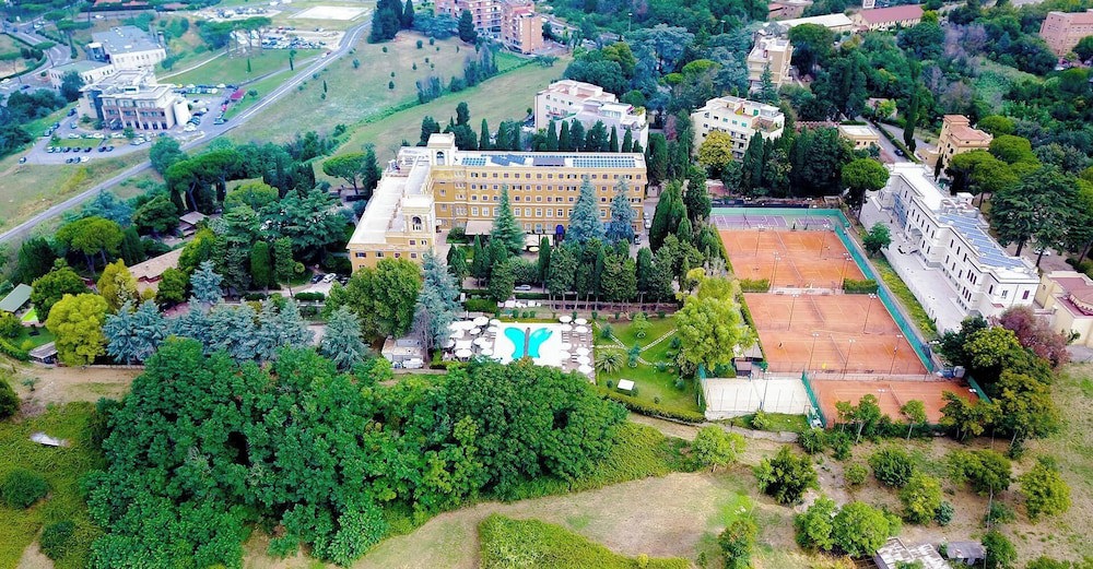 LH Hotel Excel Roma Montemario