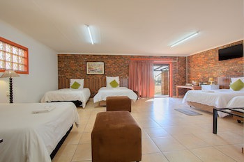 Airport Bird & Game Lodge