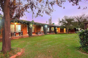 Airport Bird & Game Lodge