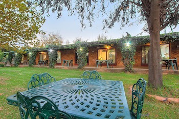 Airport Bird & Game Lodge