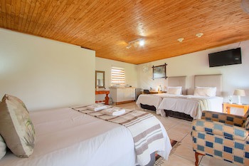 Airport Bird & Game Lodge