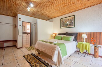 Airport Bird & Game Lodge