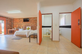 Airport Bird & Game Lodge