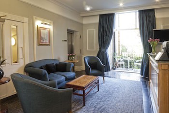 Grange Clarendon