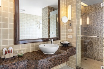 Garden Cliff Resort And Spa