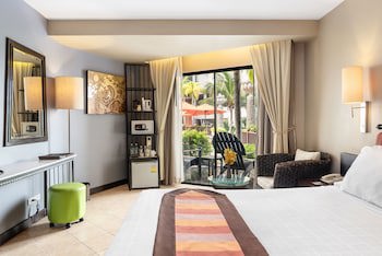 Garden Cliff Resort And Spa
