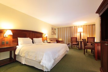 Dominican Fiesta Hotel