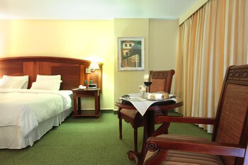 Dominican Fiesta Hotel