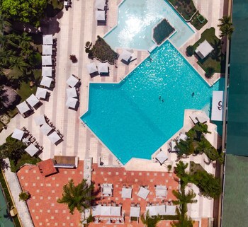 Dominican Fiesta Hotel
