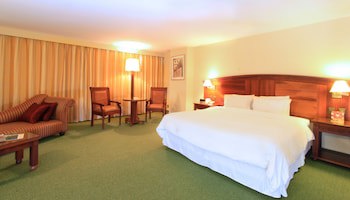 Dominican Fiesta Hotel