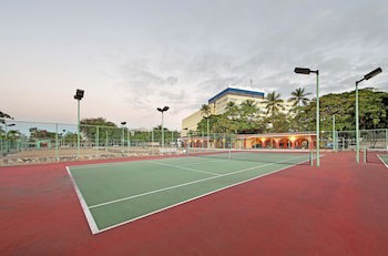 Dominican Fiesta Hotel