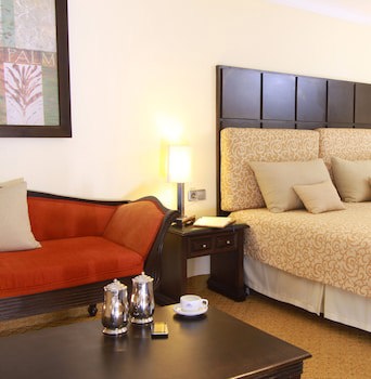 Dominican Fiesta Hotel