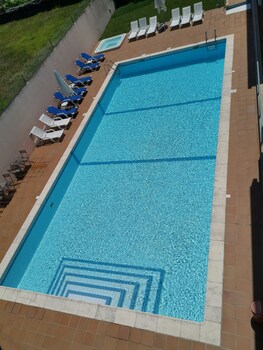 La Fontaine Hotel