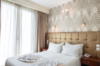 Golden City Hotel