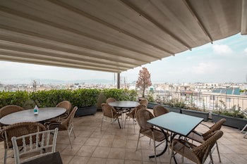Golden City Hotel