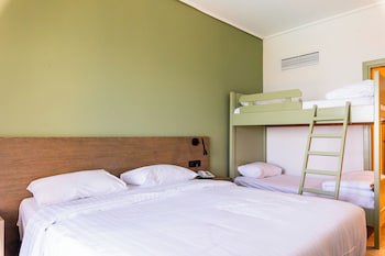 Messinian Bay Hotel fotoğrafı