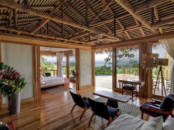 Lapa Rios Lodge