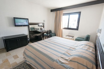 Golf Royal Hotel