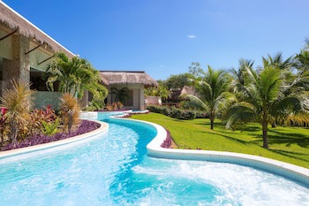 Grand Palladium White Sand Resort & Spa All Inclusive