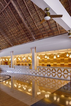 Grand Palladium White Sand Resort & Spa All Inclusive