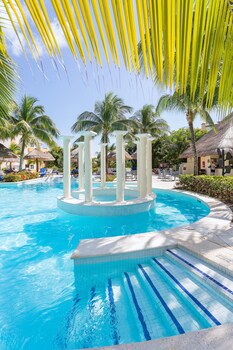 Grand Palladium White Sand Resort & Spa All Inclusive