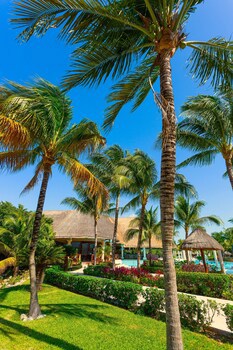 Grand Palladium White Sand Resort & Spa All Inclusive