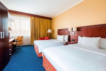 Courtyard By Marriott Prague City