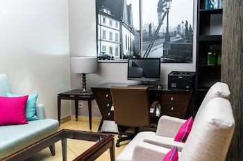 Courtyard By Marriott Prague City